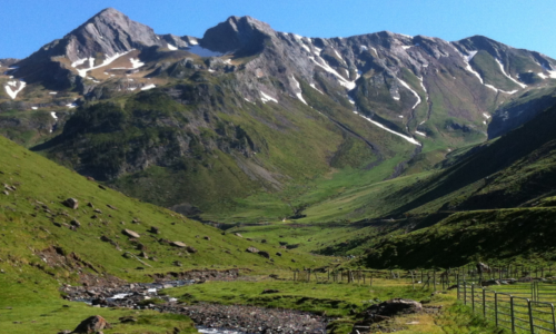 Découvrir les Pyrénées en camping-car : 13 lieux d’exception