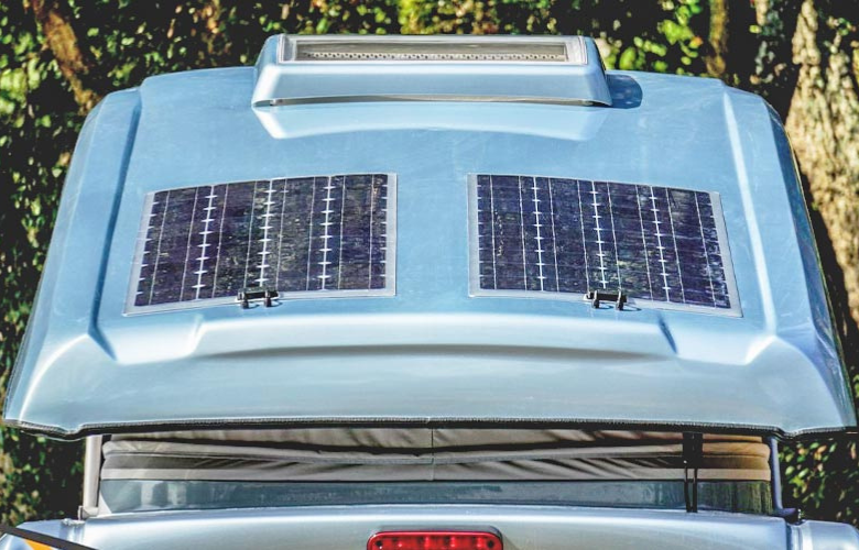installer-panneaux-solaires-camping-car